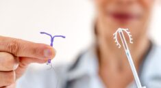 KB IUD (Intrauterine Device), atau spiral, menjadi pilihan populer bagi banyak wanita yang menginginkan metode kontrasepsi jangka panjang yang praktis.