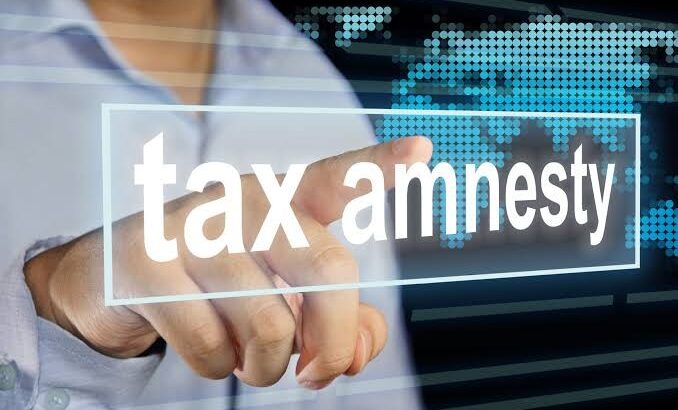 Pemerintah siapkan tax amnesty lagi sebagai bagian dari upaya untuk memperbaiki kepatuhan pajak dan mendorong pendapatan negara. Program ini kini masuk dalam daftar prioritas Program Legislasi Nasional (Prolegnas) tahun 2025 setelah Dewan Perwakilan Rakyat (DPR) menyetujui rancangan undang-undang (RUU) tentang Perubahan atas Undang-Undang Nomor 11 tahun 2016 mengenai Pengampunan Pajak. Keputusan ini diambil melalui rapat paripurna yang digelar hari ini, menandai langkah awal bagi realisasi tax amnesty tahap berikutnya.