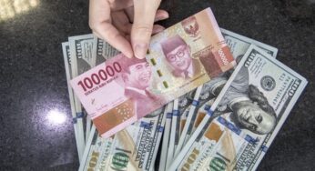 Rupiah Terpuruk ke Rp15.758, Mata Uang Asing Menguat Serempak