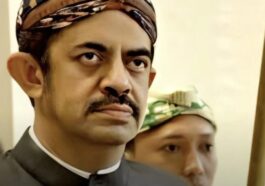 Beberapa media di Malaysia menyoroti kabar bahwa Riza Chalid, taipan minyak asal Indonesia, berada di Negeri Jiran. Ia termasuk dalam daftar tersangka