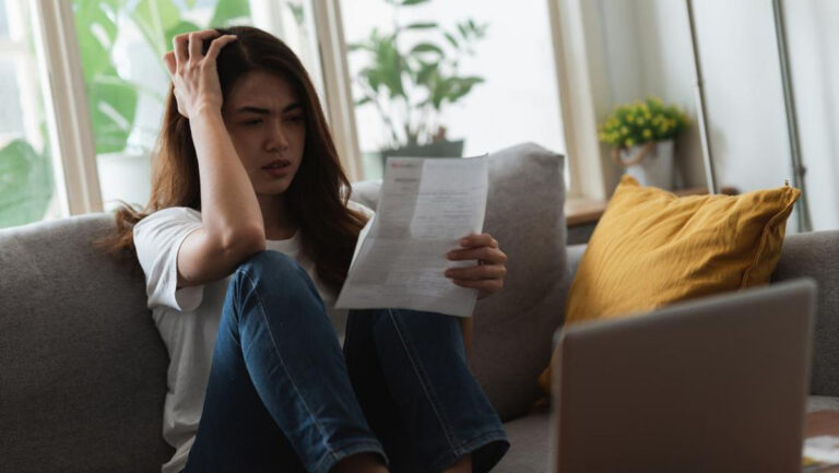 Warga RI Mulai Kesulitan Bayar Cicilan Mobil