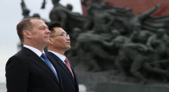 AS Sanksi Minyak Rusia, Eks Presiden Medvedev: “Ini Namanya Perang”