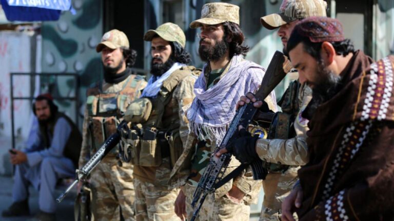 Bentrok Mematikan di Perbatasan: Pakistan vs Taliban 2025