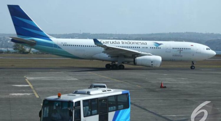 Siapa Lebih Layak Diselamatkan: Whoosh atau Garuda Indonesia?